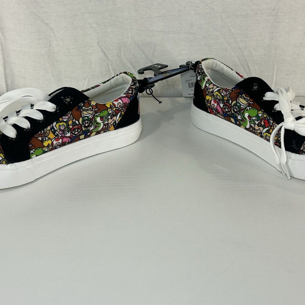 Nintendo Super Mario Graphic Canvas Lace-Up Sneaker Shoes Unisex Youth Size 3 - Picture 3 of 8